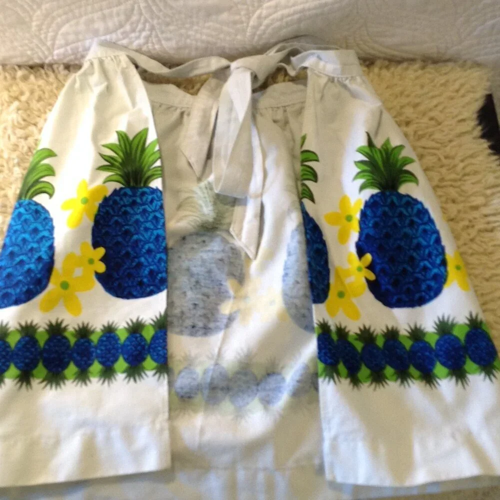 VTG Handmade Cottagecore Lap Apron Heavy Cotton Pineapples Eclectic Granny Cabin